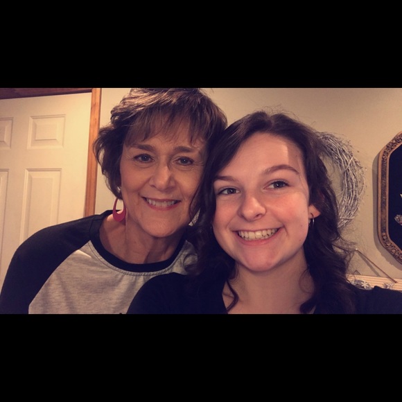 Meet your Posher, Macey - Picture 8 of 8